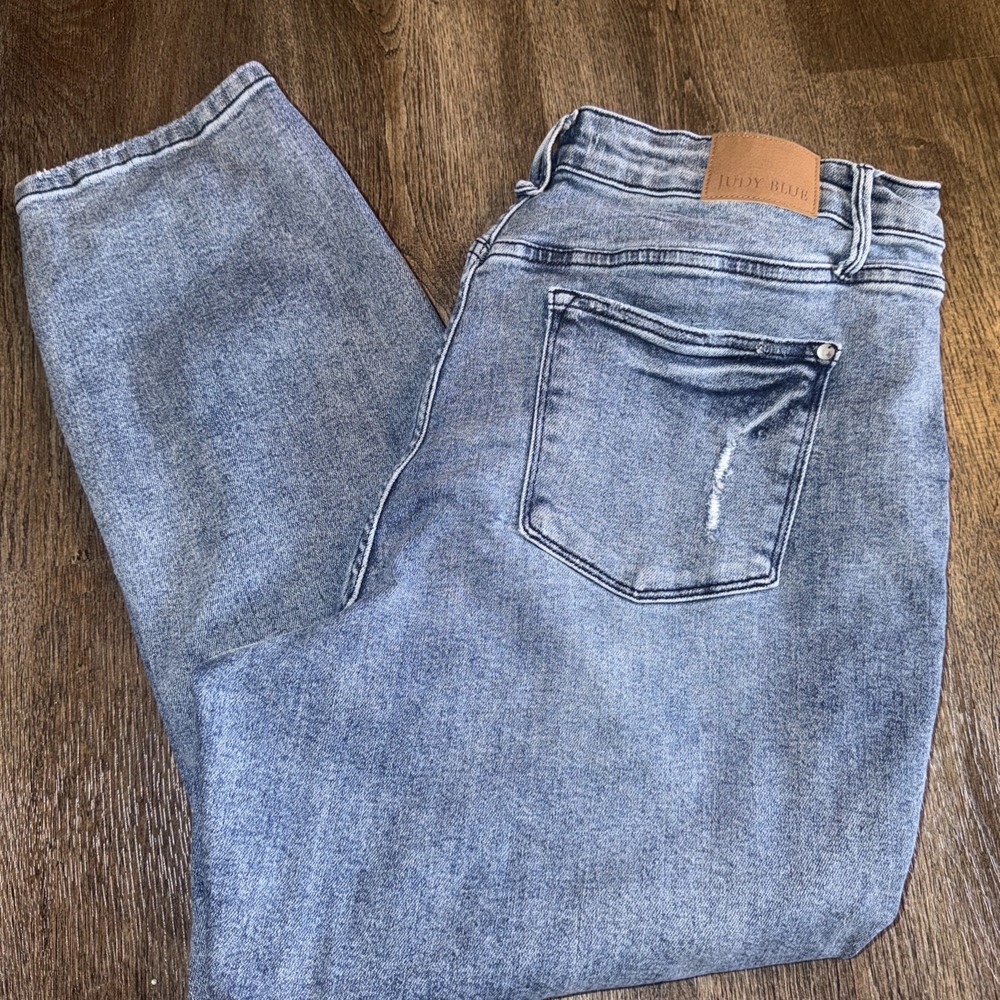 Judy Blue Skinny Fit Woman's 20W Medium Wash Denim Jeans